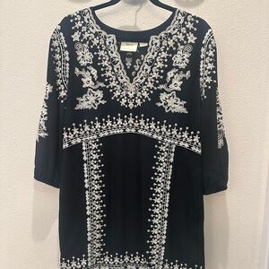 Maeve byAnthropologie Black and White embroidered dress, 3/4 Sleeve